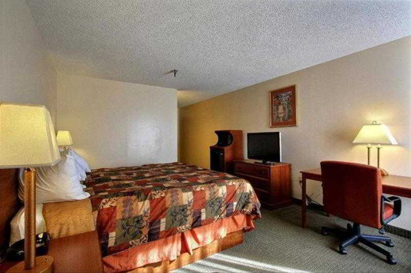 Days Inn & Suites By Wyndham Mt Pleasant Mount Pleasant Habitación foto