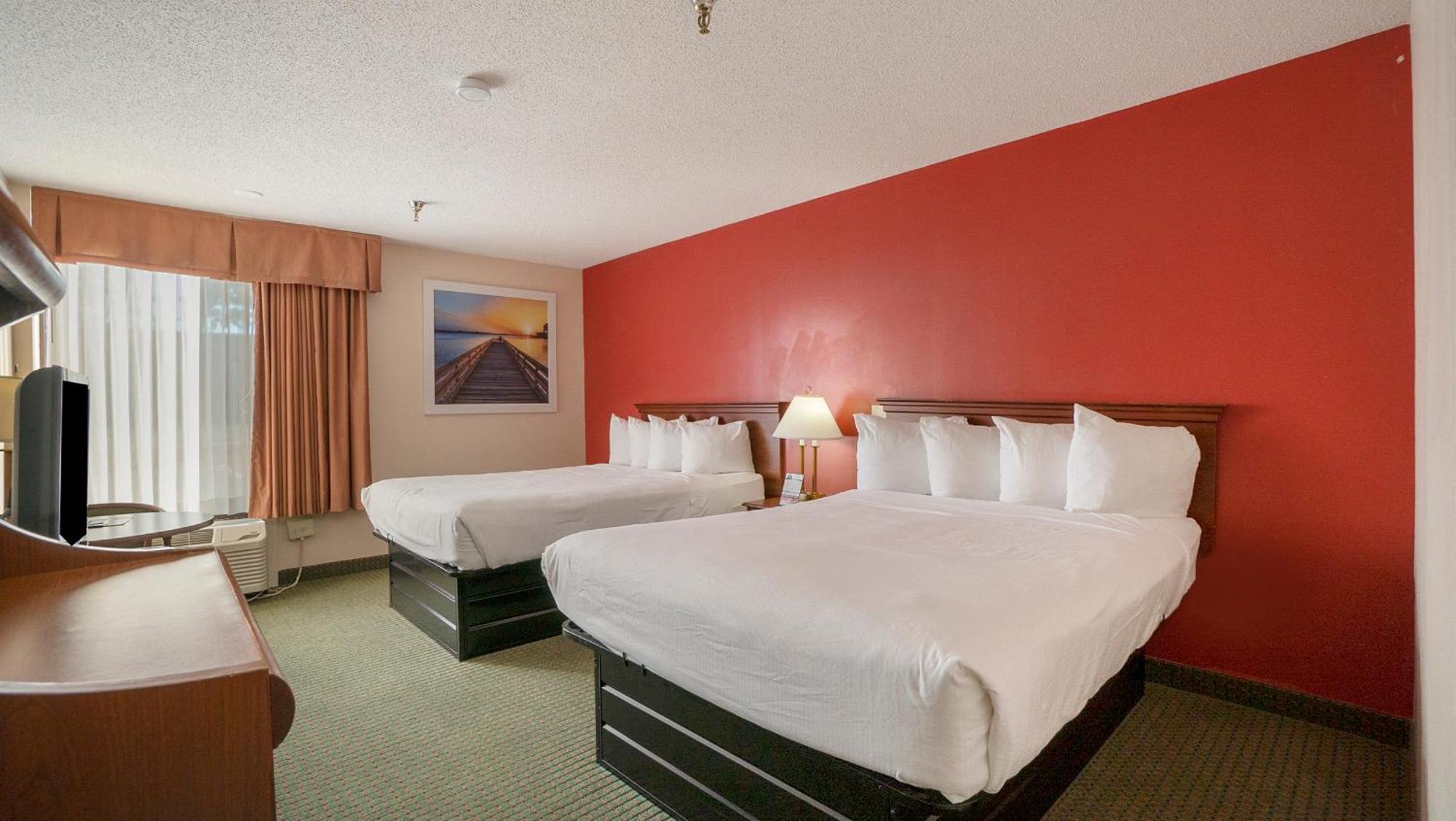 Days Inn & Suites By Wyndham Mt Pleasant Mount Pleasant Habitación foto